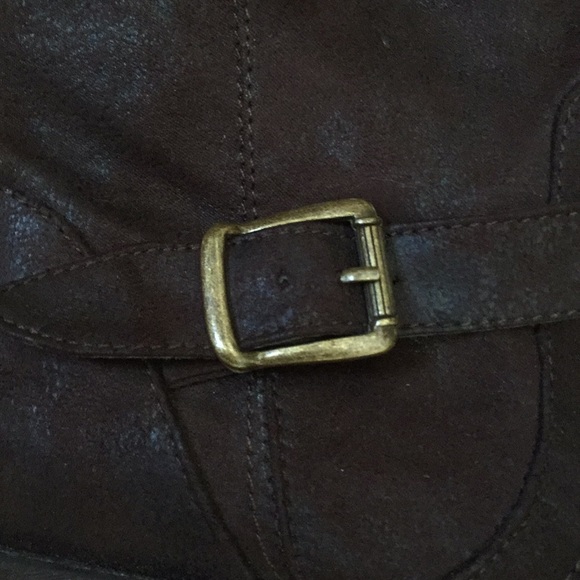 Knee high brown boots - Picture 3 of 3